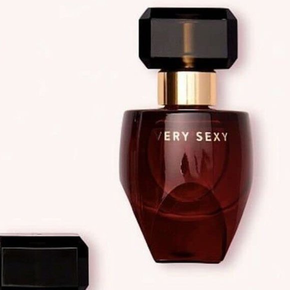 Victoria’s Secret Very Sexy Eau de Parfum Mini (0.25 fl oz) TSA-friendly Warm - Picture 2 of 3
